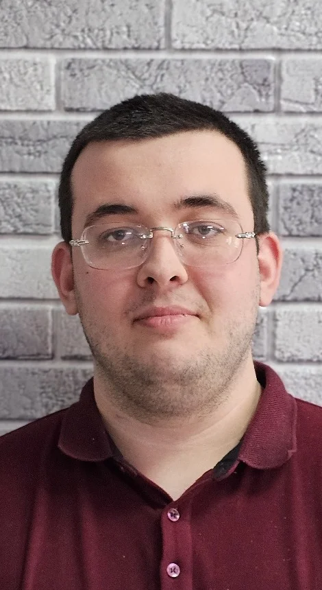 Андрей Колтунов