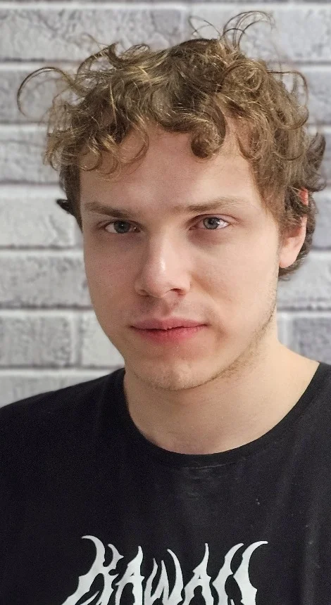 Илья Дунаев